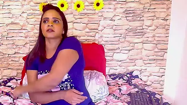 Chat XXX en directo de Luciousindian69