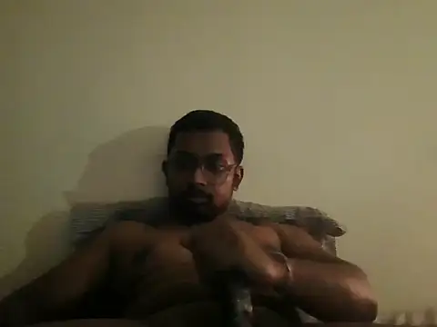 lookingforwomentofukchenn 라이브 XXX 채팅