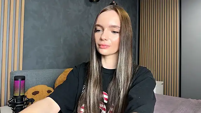 Czat XXX na żywo – litlle_angelll