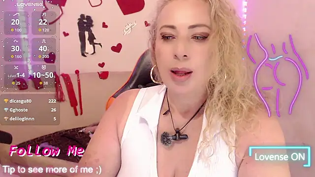 Chat +18 de sofiacurvy_45 ao vivo