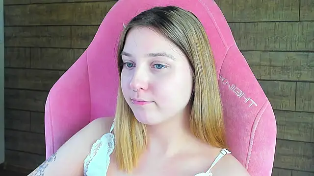 TinnaBurton Obrolan Langsung XXX