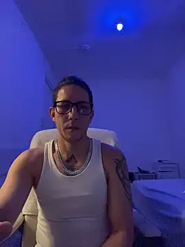 TitanNoir 라이브 XXX 채팅