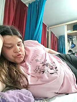 Chat +18 de IONY_ROYAL_1111 ao vivo