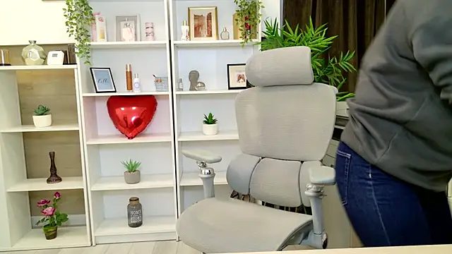 SelineSole 即時 XXX 聊天