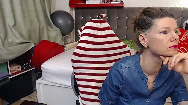 kellyterapy's Live XXX Chat