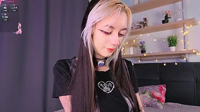 TristaRoht's Live XXX Chat