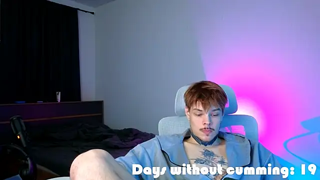 DENIS_HERE's Live XXX Chat