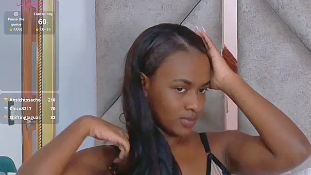 XXX chat uživo modela Sally-Noa