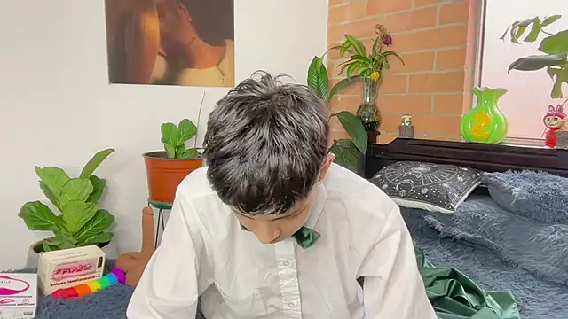 Andy_Belier23: απευθείας συνομιλία ΧΧΧ