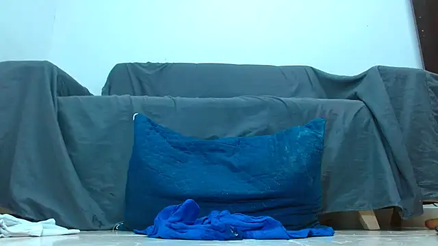 Nataly_Burning Adlı Modelin Canlı XXX Sohbeti