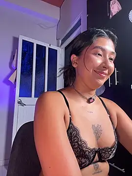 Chatroom XXX en direct de emilysofiia