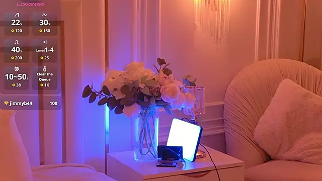 MollyHiltonのライブXXXチャット