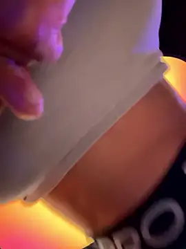 F3ckd0lllucy Show in webcam