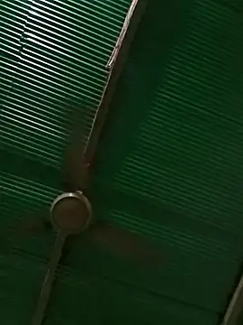 Jessica-03 Show in webcam