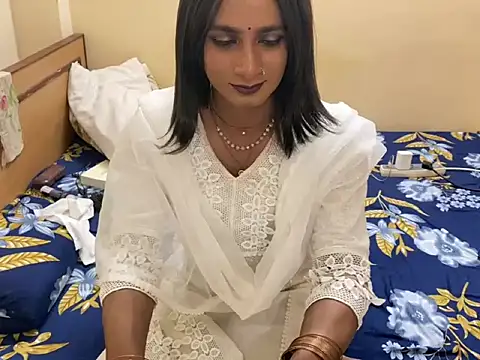 LuvLayla 现场XXX聊天