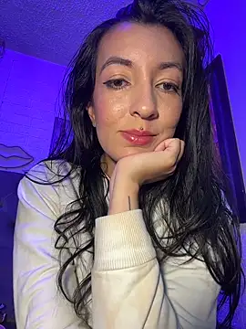 SALOME_KORLAND élő XXX-chatje