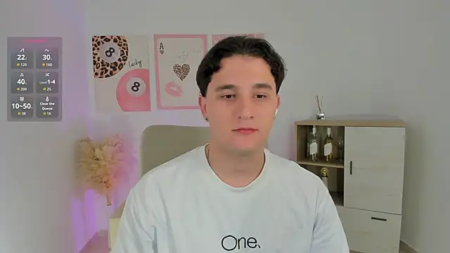 دردشة Massimo_Fiore الجنسية المباشرة