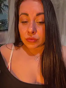 DaisyStreet's Live XXX Chat