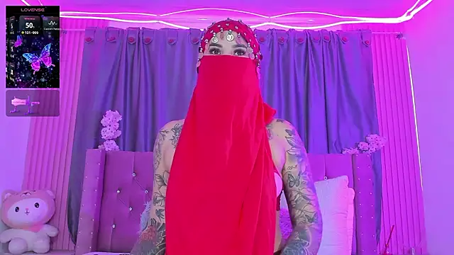 عرض كام Nayla-Mouna