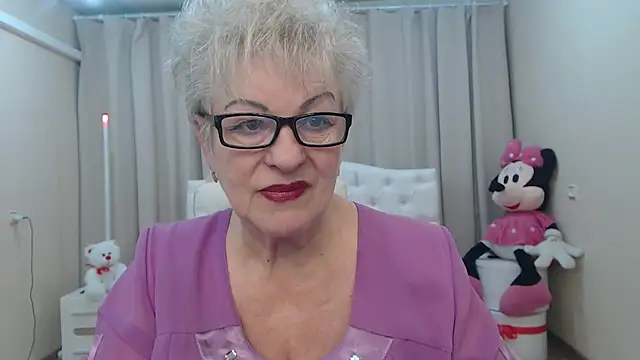 KayleSmoll Chat XXX live