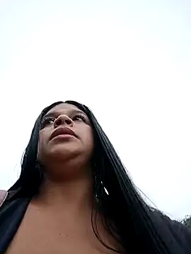 Layla-daring's Live XXX Chat