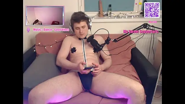 Webkamerová show SweatyJay