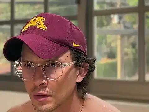 mcklister_kinky_feets 网络视讯表演