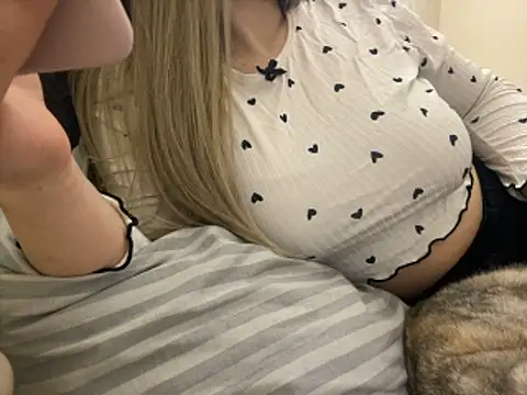 Majic_Maffin 即時 XXX 聊天