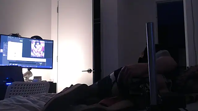 XXX chat uživo modela Mikela_Alexa