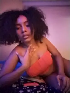 XXX chat uživo modela Larita_curly