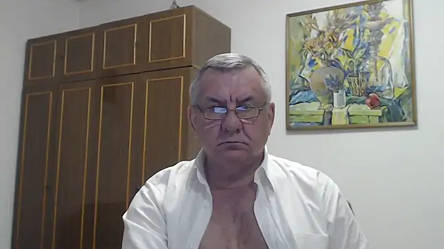 machomale3: διαδικτυακό σόου στην κάμερα