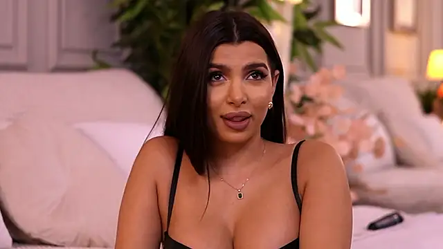 NicoleCellini Chat XXX in diretta