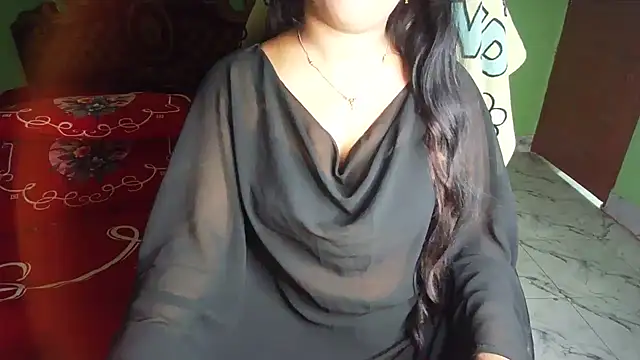 BengaliQueenStar Chat XXX in diretta