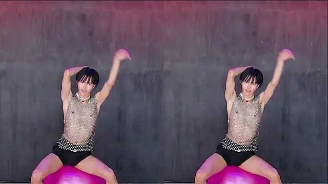 Queen-Vibeのウェブカメラショー