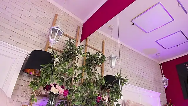 EmillyBronte's Live XXX Chat