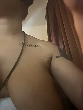 nickytheehawtie Adlı Modelin Canlı XXX Sohbeti