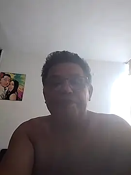 Apresiaoo élő XXX-chatje