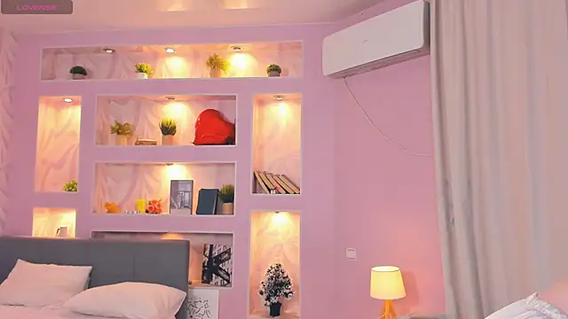 LinaMalech 即時 XXX 聊天