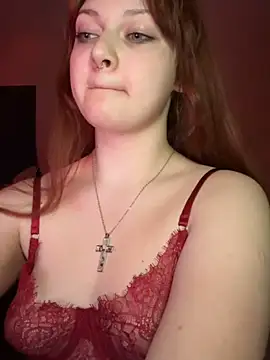 VelvetEve Adlı Modelin Canlı XXX Sohbeti