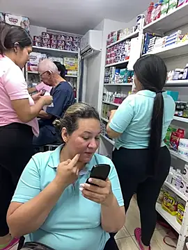 XXX chat uživo modela kandalove