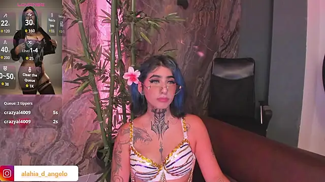 Chat XXX en directo de Alahia_Dangelo