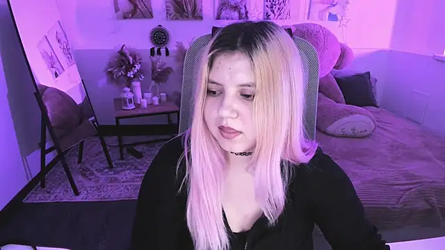 Chatroom XXX en direct de DiaAngell