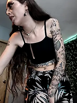 VickyJackson_: онлайн-секс-чат