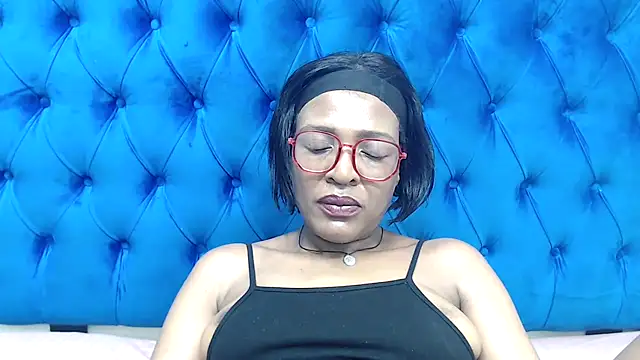 SpicyQueenxxxxのライブXXXチャット