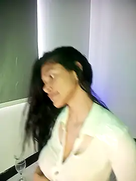 _aish_a: απευθείας συνομιλία ΧΧΧ