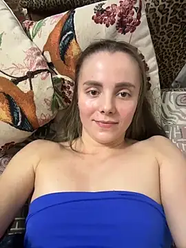 XXX chat uživo modela AlisaKissss