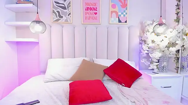 Viollet_xoxo 现场XXX聊天