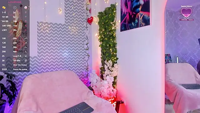 NahomyVega 即時 XXX 聊天