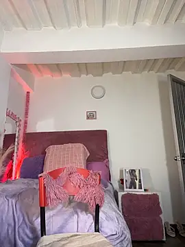 karinacortes: απευθείας συνομιλία ΧΧΧ