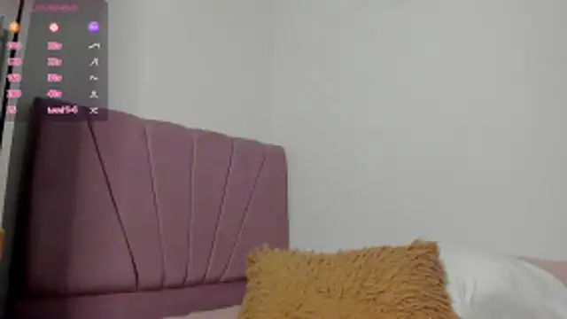 Chat +18 de Amira_Falak ao vivo